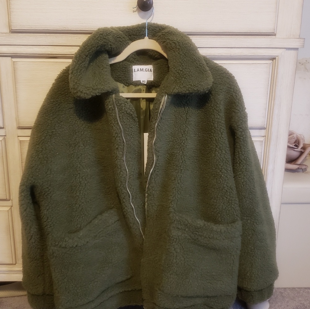 I am Gia Pixie coat XS
